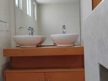 Renta casa muy amplia en Viandas, cerca de Av. Torres, Tecnológico y Tollocan