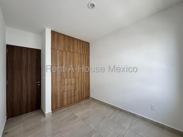 Casa en Renta en Zaru Zakia | 3 Recámaras | Sala de TV | 2.5 baños | Amenidades Exclusivas