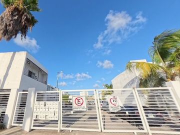VENTA DE PROPIEDAD EN VILLA MARINO, CANCUN