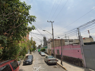 ADJUDICADO Remate Hipotecario en IZTAPALAPA