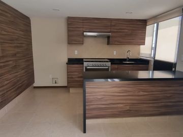 CASA EN RENTA EN LOMAS VIRREYES, CALIMAYA, ESATDO DE MÉXICO