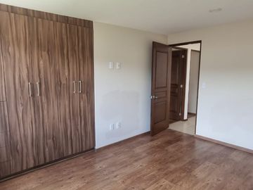 CASA EN RENTA EN LOMAS VIRREYES, CALIMAYA, ESATDO DE MÉXICO