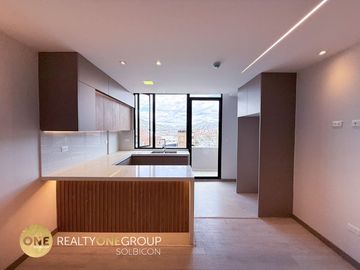 Suite en venta en Edificio Orisoonte, cerca del tranvía | 64,11 m², balcón, parqueadero y bodega