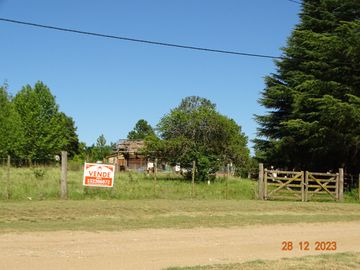 POTRERO DE GARAY-TERRENO CON 40 MTS SOBRE AV MALVINAS- TOTAL 1.641 M2 – CON ESCRITURA Y SERVICIOS – CORDOBA