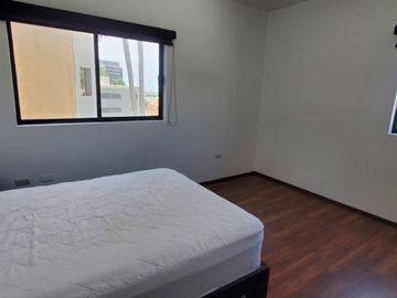 DEPARTAMENTO AMUEBLADO EN RENTA EN LOMAS ALTAS