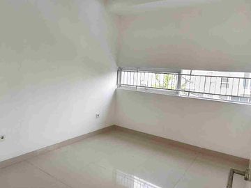 Jual Rumah Duta Garden siap huni