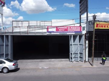 Bodega Comercial sobre 31 Poniente a 5 Minutos de Angelópolis