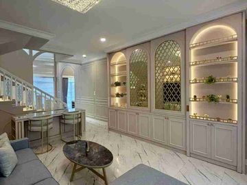 RUMAH BRAND NEW FULLY FURNISHED DI KEBAYORAN BARU