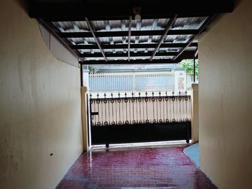 Rumah Disewakan Di Pancoran Bisa Kantor, Dekat Gatsu, Cawang dan Tebet