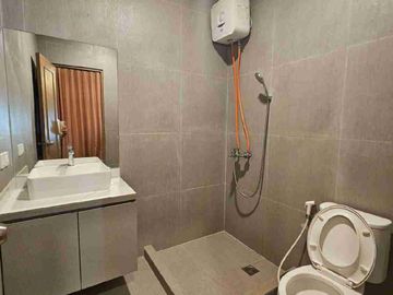 Townhouse Modern Full Furnished Taman Paris Lippo Utara