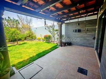 Casa en Venta en Zibatá | Amplio Jardín de 60m², Roof Garden