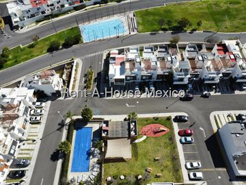 Casa en Venta en Zibatá | Amplio Jardín de 60m², Roof Garden