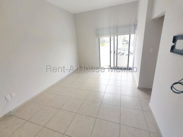 Casa en Venta en Zibatá | Amplio Jardín de 60m², Roof Garden