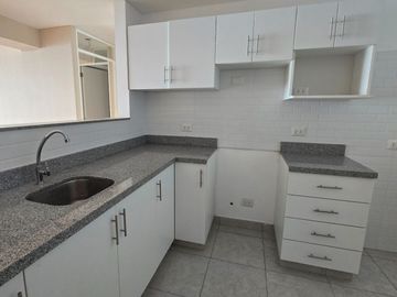 Se Vende Departamento de Estreno en Surco – No Paga Alcabala