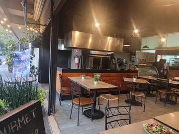 Traspaso de Restaurante Totalmente Equipado y en Operación