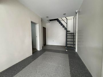 17M-FOR SALE 4 STOREY TOWNHOUSE w/ LOFT PLUS 3 BEDROOMS, LOCATED IN PROJECT 8 QUEZON CITY