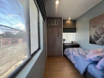 20M-FOR SALE 3 STOREY TOWNHOUSE w/ 3 BEDROOMS PLUS BUILT IN CLOSET, LOCATED IN TANDANG SORA, QUEZON CITY