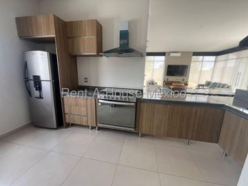 Casa en Venta - 3 Recamaras - Amenidades - Zakia