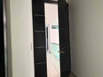 🏡 CASA EN RENTA EN PRIVADA RESIDENCIAL ALTABRISA | TOTALMENTE AMUEBLADA Y EQUIPADA, ZONA NORTE . CON FÁCIL ACCESO A PERIFÉRICO.