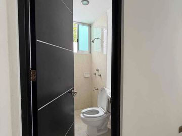 🏡 CASA EN RENTA EN PRIVADA RESIDENCIAL ALTABRISA | TOTALMENTE AMUEBLADA Y EQUIPADA, ZONA NORTE . CON FÁCIL ACCESO A PERIFÉRICO.