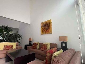 🏡 CASA EN RENTA EN PRIVADA RESIDENCIAL ALTABRISA | TOTALMENTE AMUEBLADA Y EQUIPADA, ZONA NORTE . CON FÁCIL ACCESO A PERIFÉRICO.