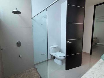 🏡 CASA EN RENTA EN PRIVADA RESIDENCIAL ALTABRISA | TOTALMENTE AMUEBLADA Y EQUIPADA, ZONA NORTE . CON FÁCIL ACCESO A PERIFÉRICO.