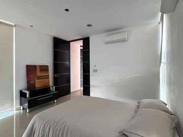 🏡 CASA EN RENTA EN PRIVADA RESIDENCIAL ALTABRISA | TOTALMENTE AMUEBLADA Y EQUIPADA, ZONA NORTE . CON FÁCIL ACCESO A PERIFÉRICO.
