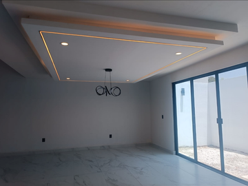 CASA EN VENTA PARQUE BERNA,LOMAS DE ANGELOPOLIS II, PUEBLA
