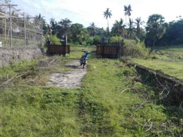 Dijual lahan bonus bangunan dgn view full laut lokasi dekat dengan ampurva Nusa dua Bali.