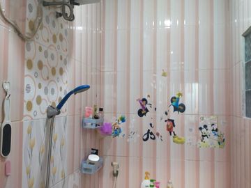 Rumah Bagus Nyaman Full Furnish di Premier Park 2 Modernland Tangerang