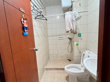 Disewakan Apartemen Royal Medit Best View & Connected Mall Central Park di Tanjung Duren Jakarta Barat