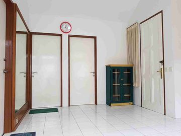 Townhouse Taman Ayu di Lippo Utara