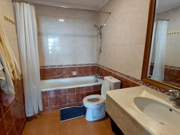 Dijual/Disewa APARTEMEN PANTAI MUTIARA TOWER ENGGANO