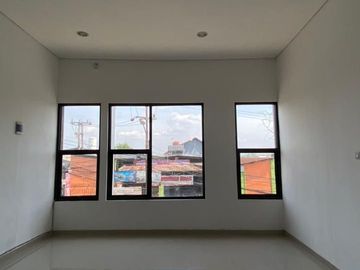 Ruko Utm, Jl Bantar Gerbang Setu, Padurenan Mustikajaya, Baru di Kota Bekasi Timur (RGP)