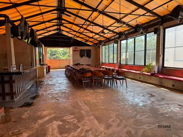 Over Kontrak Restoran Strategis Disewakan, di Labuan Sait Uluwatu