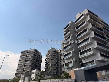 Departamento con 2 recámaras y amenidades - RENTA. Juriquilla