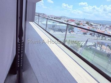 Departamento con 2 recámaras y amenidades - RENTA. Juriquilla