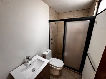Departamento tipo Loft en Renta, Calle Quetzalcóatl, Col. Jardines del Sol en Zapopan, Jalisco, México.
