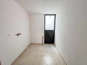 CASA EN RENTA EN LUCENDI RESIDENCIAL UBICADO 3 MINUTOS DE PLAZA SAN DIEGO
