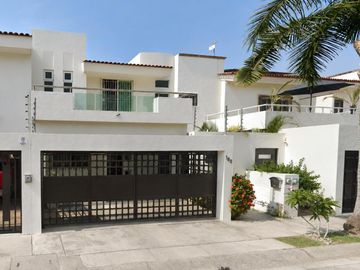 Casa en venta en Rio Cutzmala, Fluvial Vallarta, Puerto Vallarta, Jalisco