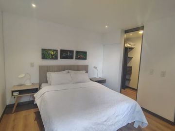 Apartamento Amoblado en Arriendo en Ciudad del Rio, poblado Medellín Antioquia