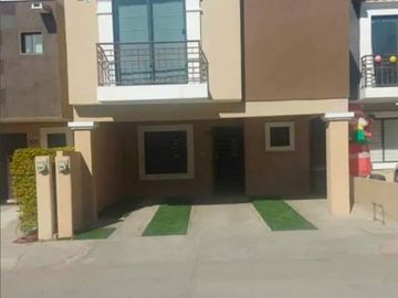 CASA EN VENTA EN ALTARIA RESIDENCIAL