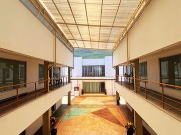 Local Comercial para Oficinas Corporativas en Renta - Ave. Vasconcelos, Col. Mirasierra (500 m²)