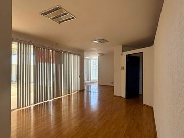 Local Comercial para Oficinas Corporativas en Renta - Ave. Vasconcelos, Col. Mirasierra (500 m²)