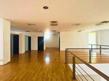 Local Comercial para Oficinas Corporativas en Renta - Ave. Vasconcelos, Col. Mirasierra (500 m²)