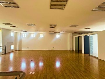 Local Comercial para Oficinas Corporativas en Renta - Ave. Vasconcelos, Col. Mirasierra (500 m²)