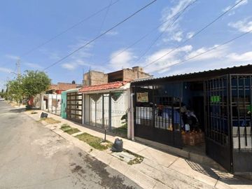 Av Moron 204, 45653 Hacienda Santa Fe, Jal