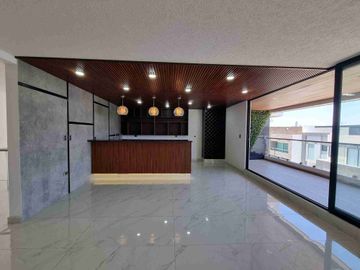 CASA EN VENTA EN ESQUINA EN LOMAS DE ANGELOPOLIS, PUEBLA