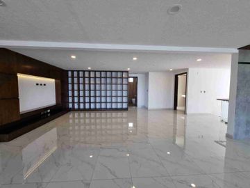 CASA EN VENTA EN ESQUINA EN LOMAS DE ANGELOPOLIS, PUEBLA