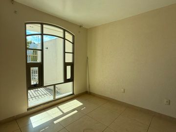 CASA EN RENTA EN ARBOLEDAS DE SAN JAVIER, TERCERA SECCIÓN – PACHUCA, HIDALGO
